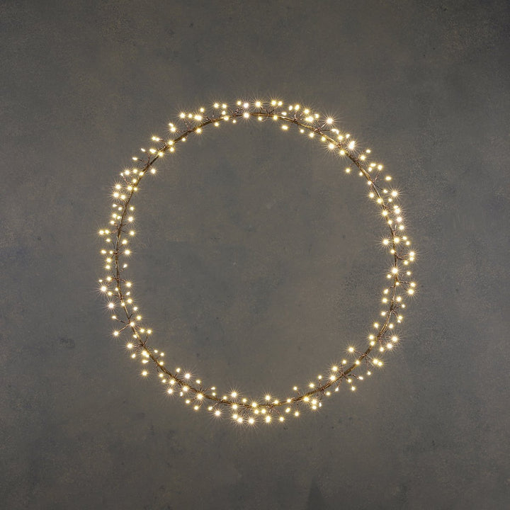 Lichterkranz mit warmweißer LED-Beleuchtung – Ø40 cm