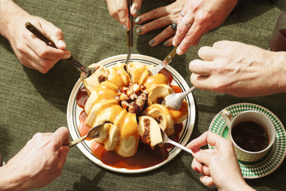 Buch DINNER PARTY - Für die glamourösesten Abende zu Hause | Kreative Rezepte & Party-Ideen