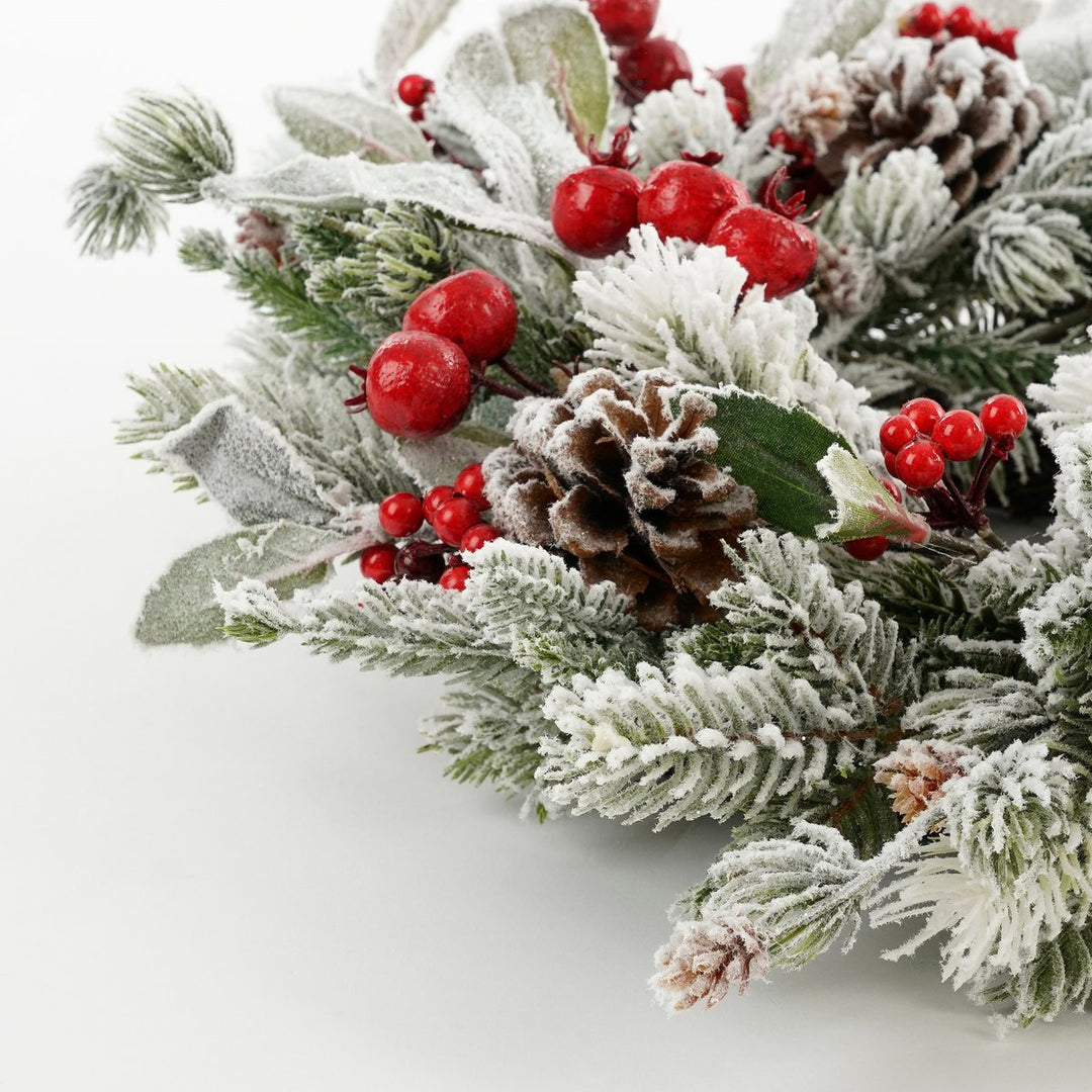 Kranz - Weihnachtsdeko mit Beeren & Schnee – Ø50cm