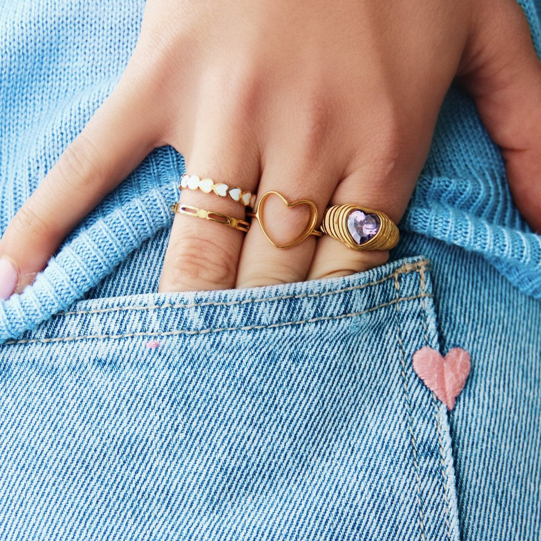 Ring - HEART Shape - Gold