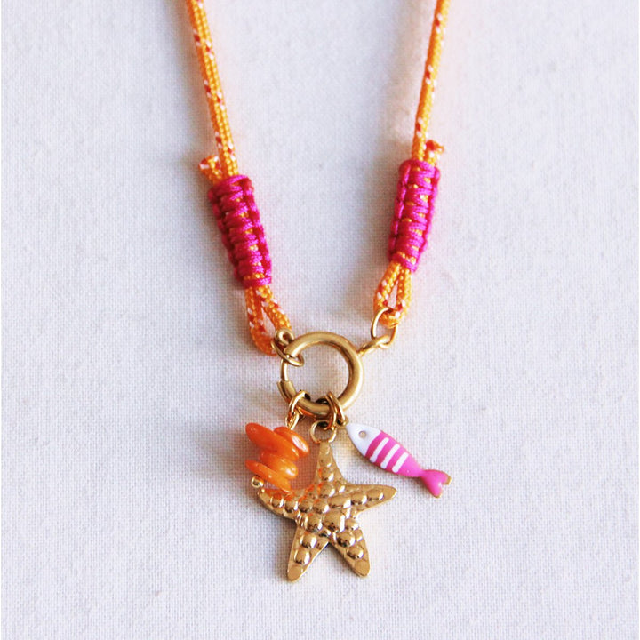 Surf-Halskette mit Charms – Orange/Rosa – Edelstahl & Satin