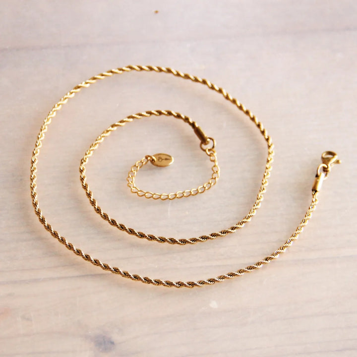 Halskette - Kordeldesign Twisted - Gold