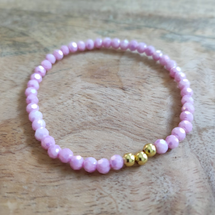 Armband mit hell lia Perlen 4mm