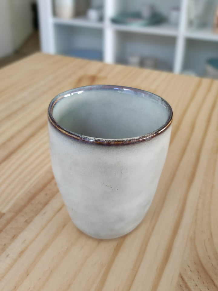Kaffeetasse, Trinkbecher / hellgrau-braun, klein