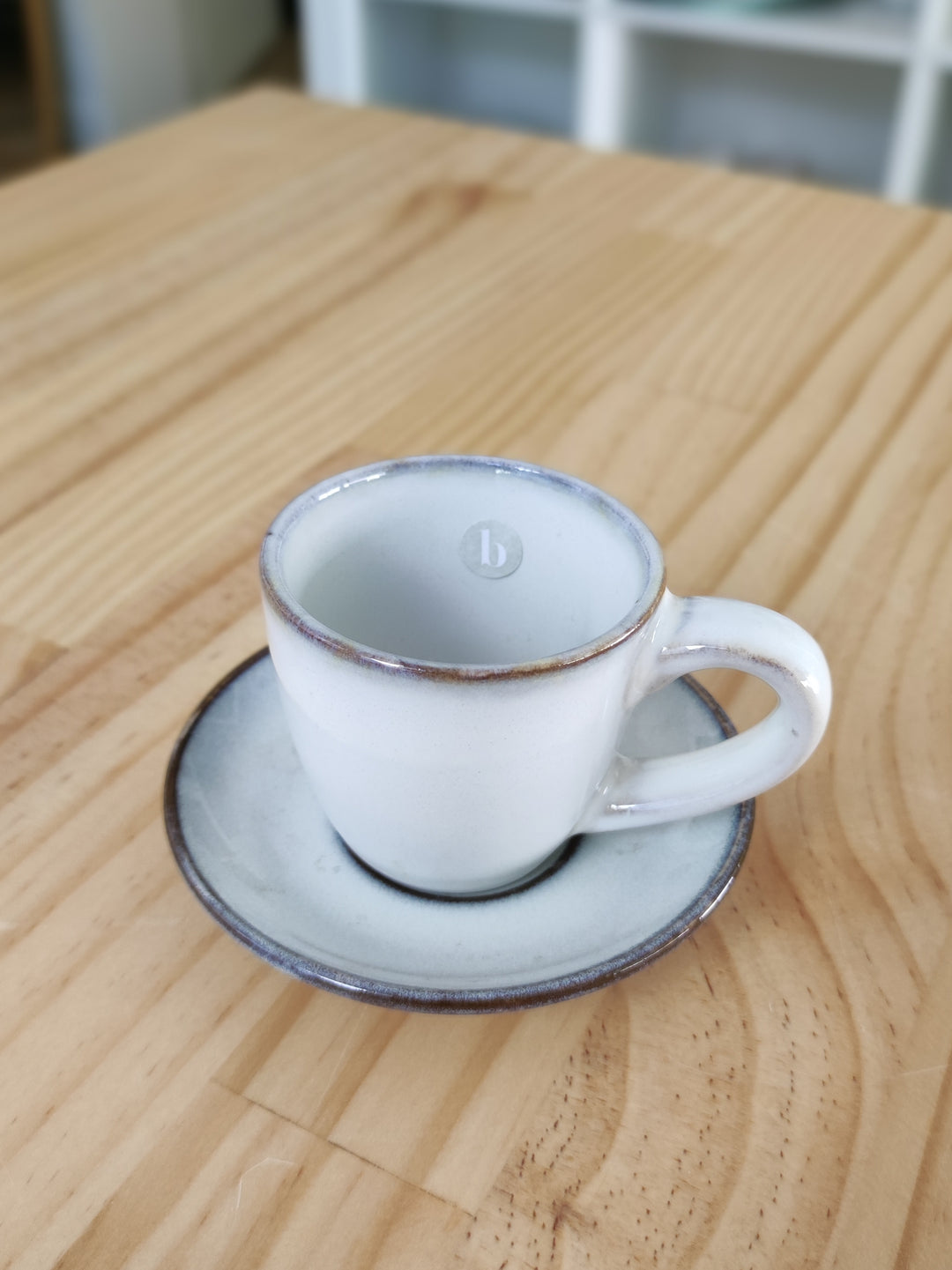 Nordic Sand / Espressotasse mit Untertasse / weiß-grau