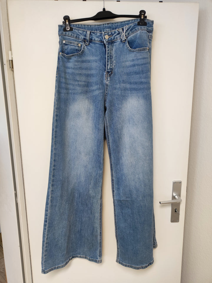 Jeans / Hose - weites Bein - XL