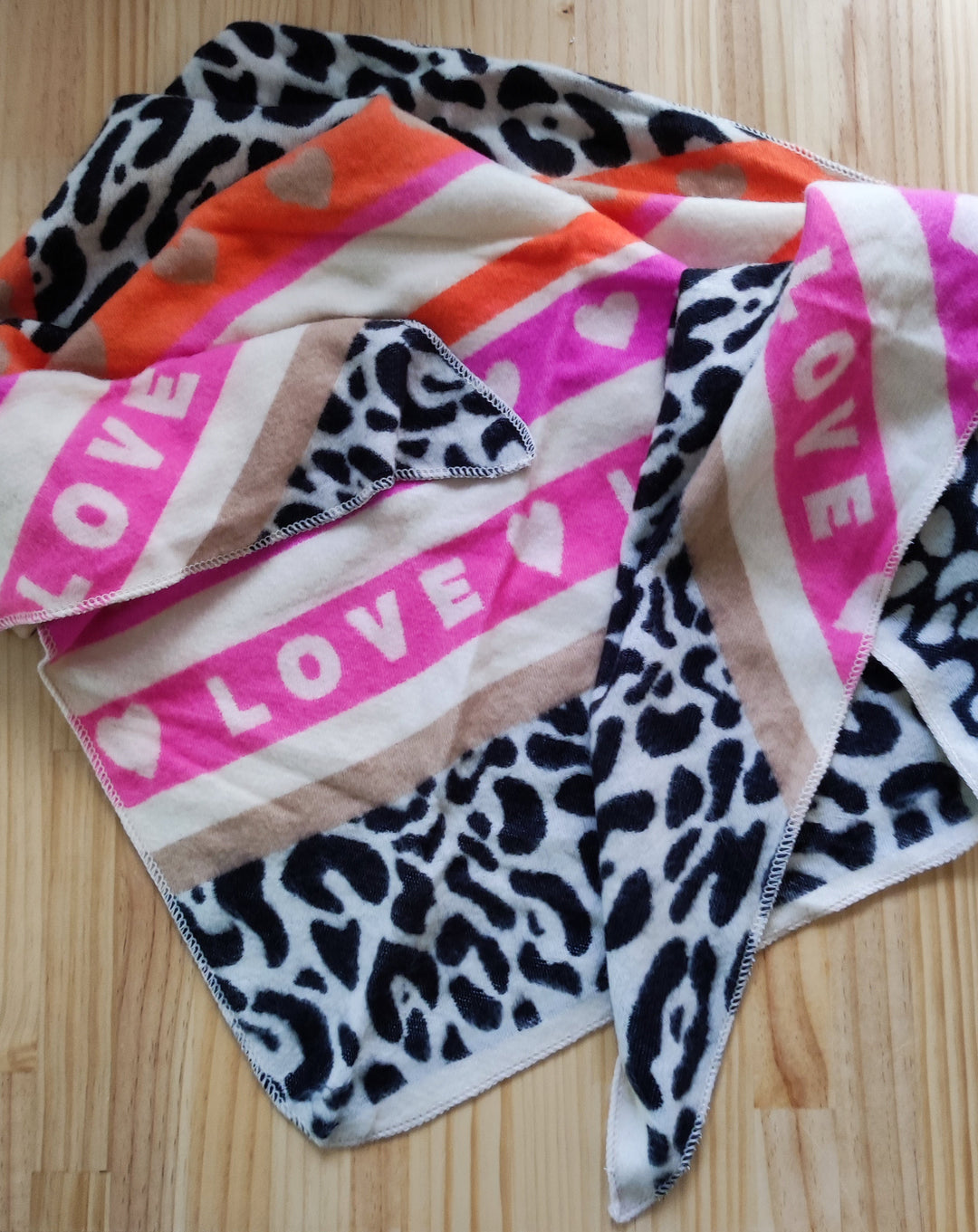 Dreiecks Schal - Leo & Love - schwarz, flauschig