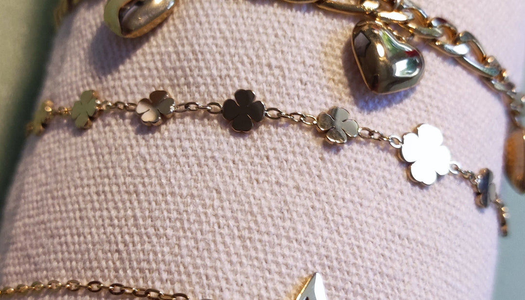 feines Armbändchen (030)