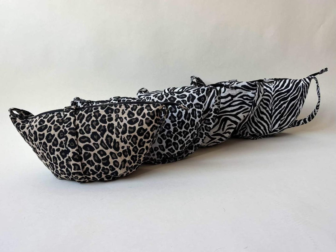 Crossbody Bag IRIS - Halbmond Tasche LEO & ZEBRA