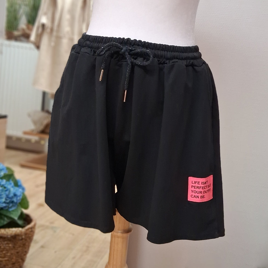 Shorts - kurze Hose - Statement Patch Neon - div. Farben