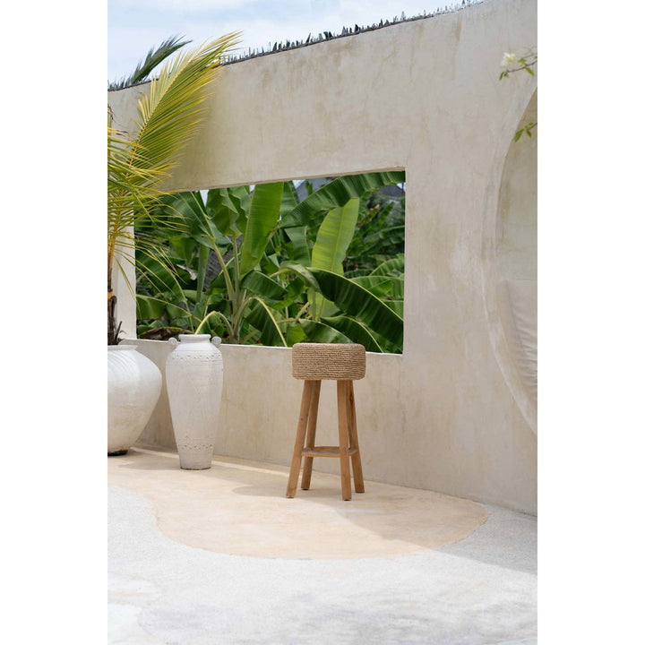 Der Bast-Barhocker