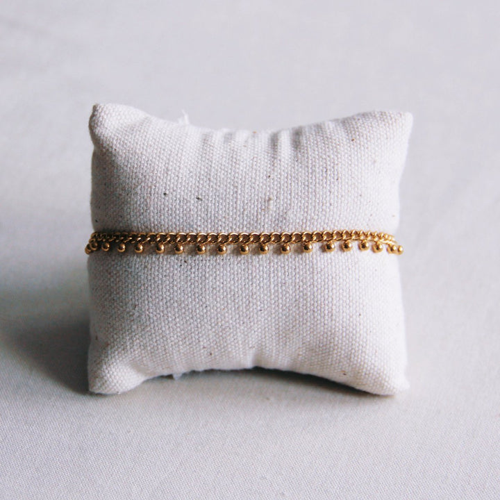 Armband - Kettenarmband mit Kugeln - Gold