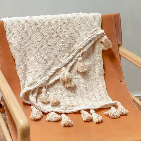 Handgewebte Tagesdecke TENUN - Boho Deko Decke mit Quasten - Bettdecke - Sofadecke - Überwurf