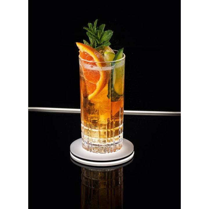 Buch CLASSIC COCKTAILS - Von Einfach bis Spektakulär | Das ultimative Cocktailbuch für Genießer