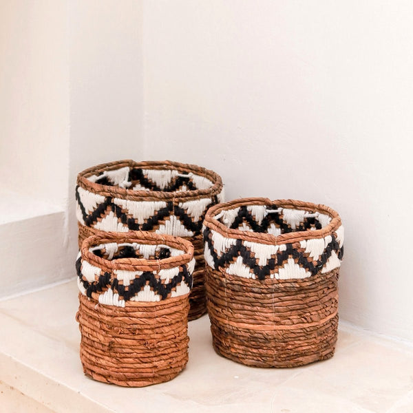 Handgefertigter Boho Korb SADARA - Pflanzkorb - Dekokorb mit Makramee Muster