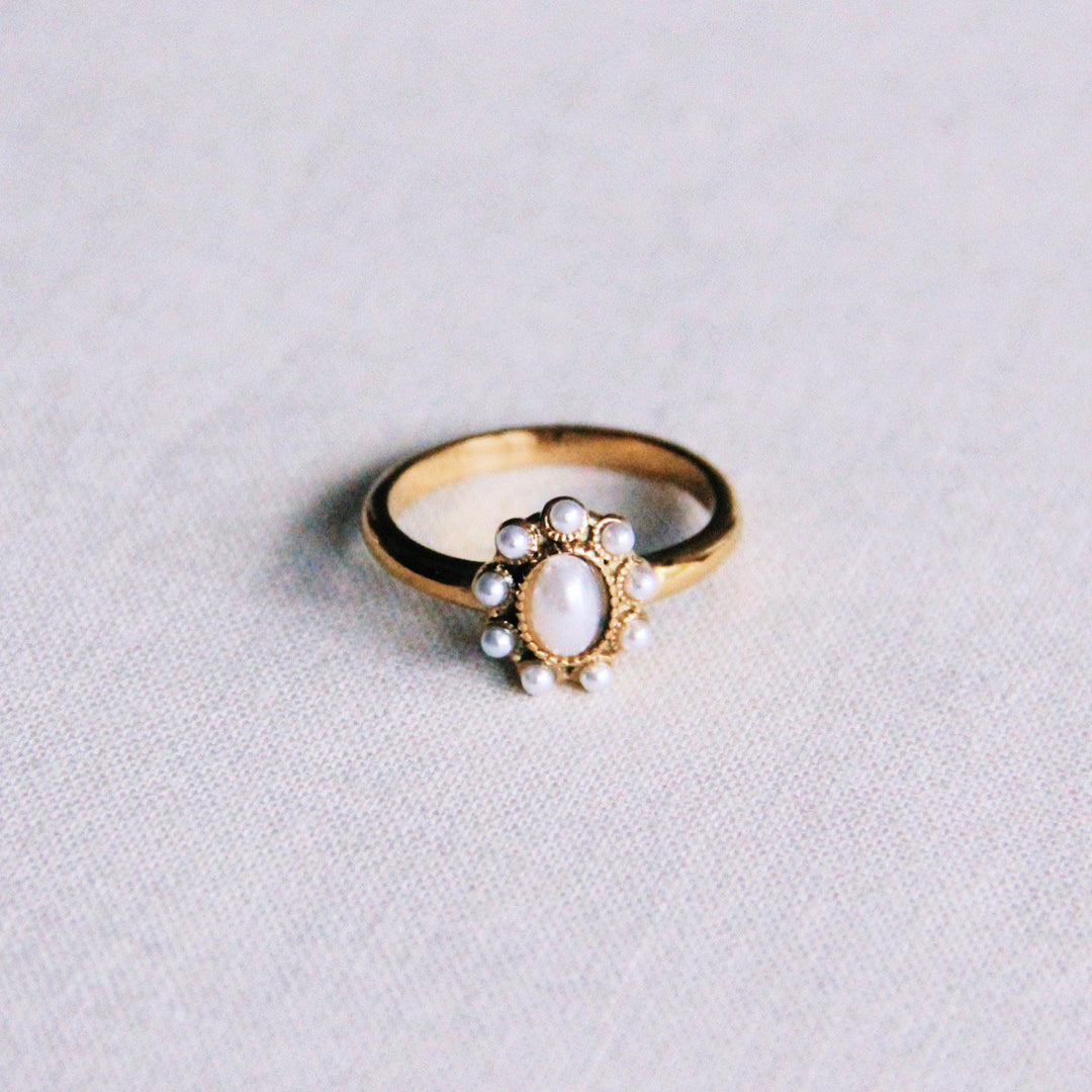 Ring - Vintage PEARLS - Gold/Weiß