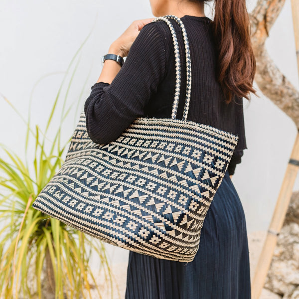 Handgefertigte Handtasche KIDUL (schwarz) - Einkaufstasche - Shopper - Strandtasche - Boho Korbtasche
