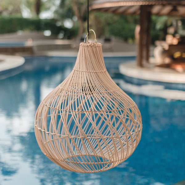 Handgefertigter Lampenschirm KENARI - Boho Deko Lampe aus Rattan geflochten