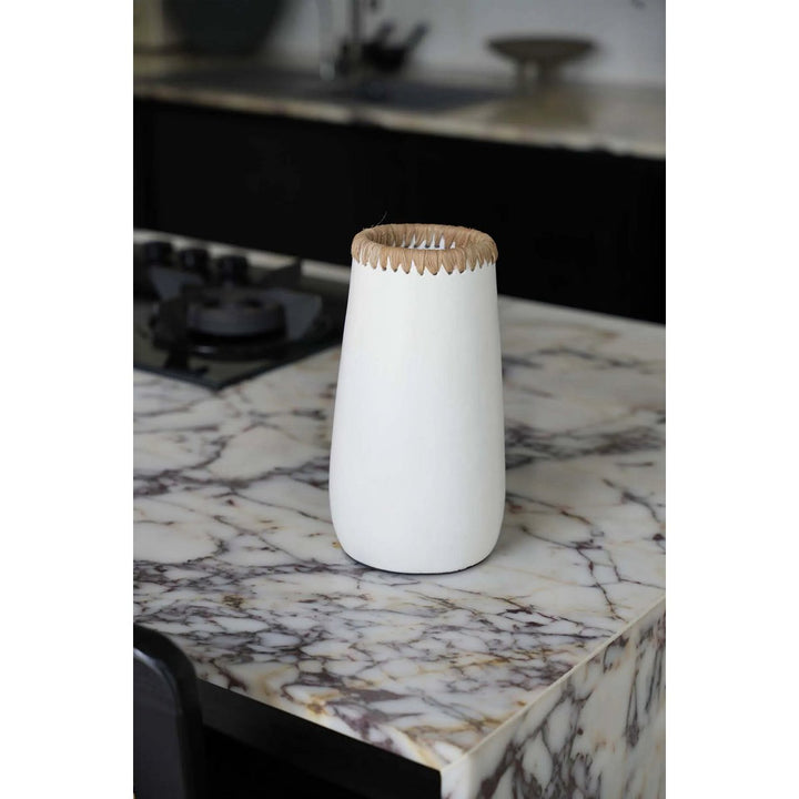 The Sneaky Vase - Weiß Natur - M