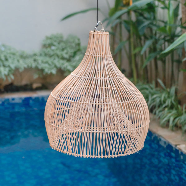 Handgefertigter Lampenschirm ALAM - Boho Deko Lampe aus Rattan geflochten