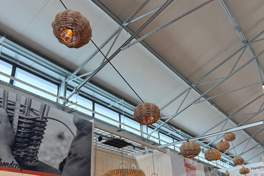 Lichterkette mit Rattan Lampions - Hängeleuchten-Set mit 10 Laternen