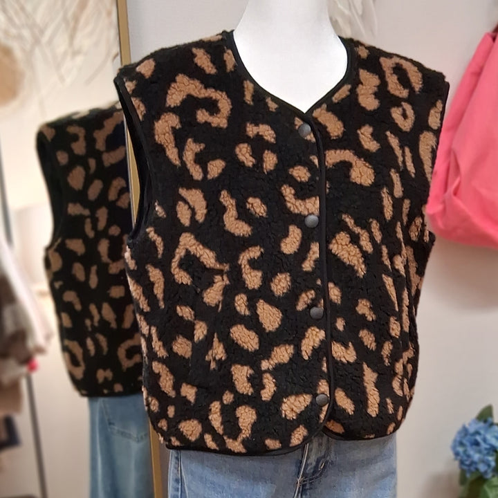 Weste TEDDY - Leoprint in braun/schwarz - 2 Varianten