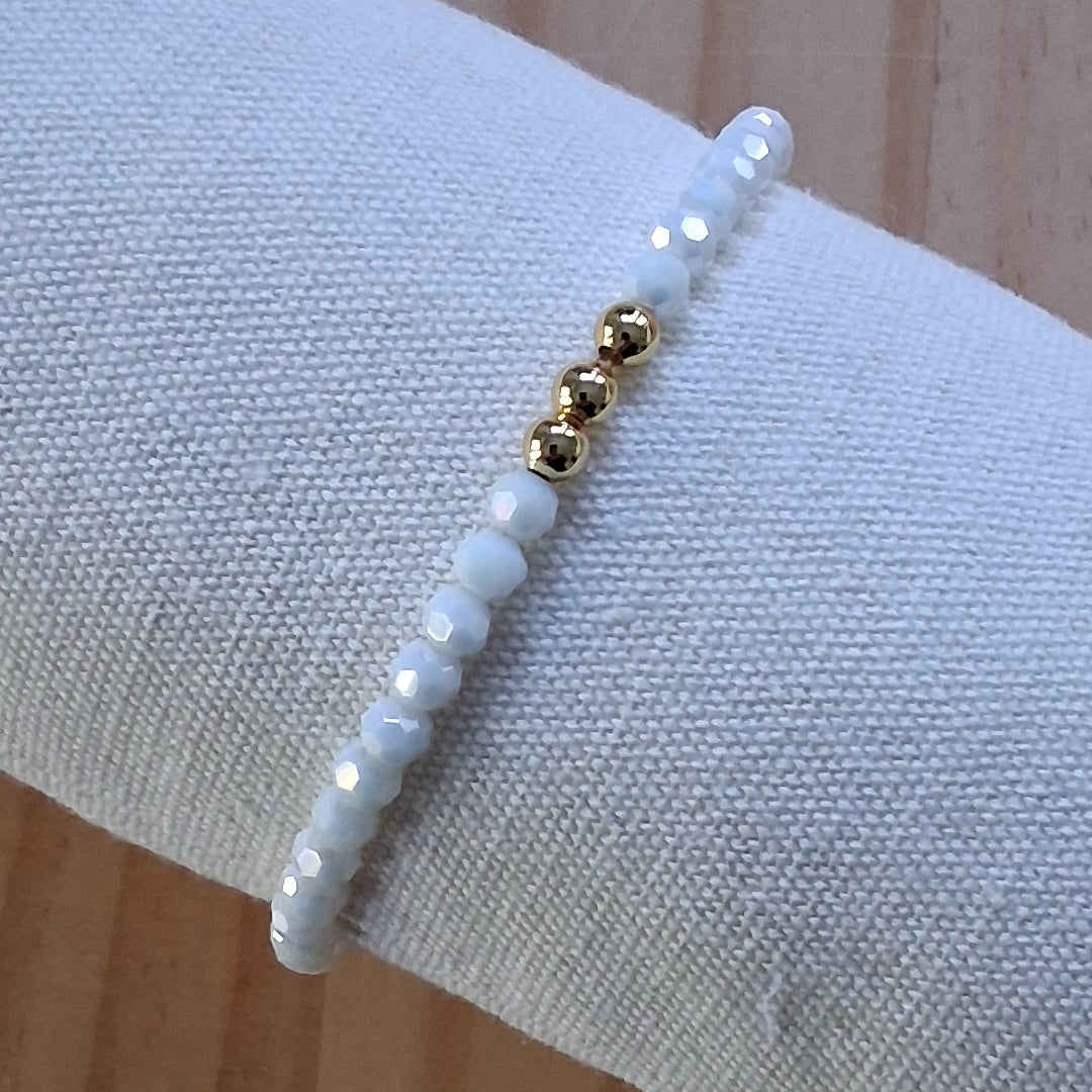 Armband - elastisches Band mit Perlen 4mm